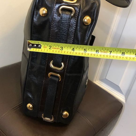 MARC JACOBS Black Italian Leather Gold Grommet Accent Top Handle Crossbody Bag - Picture 11 of 16